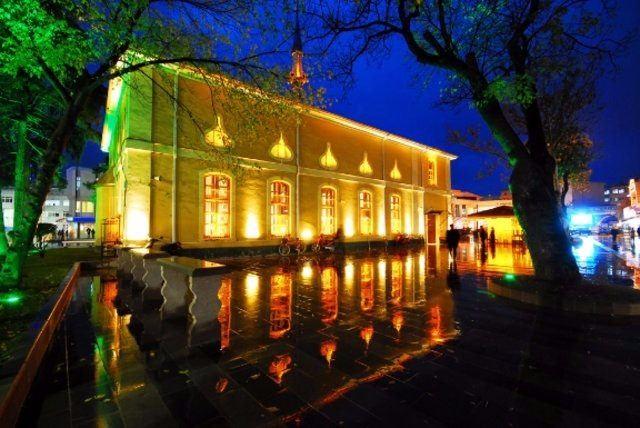 <p><strong>Sakarya</strong></p>

<p>Kayıtlı Suriyeli: 8,078</p>

<p>Şehir Nüfusu: 976,948</p>

<p>İl nüfusu ile karşılaştırma yüzdesi:  0.83</p>
