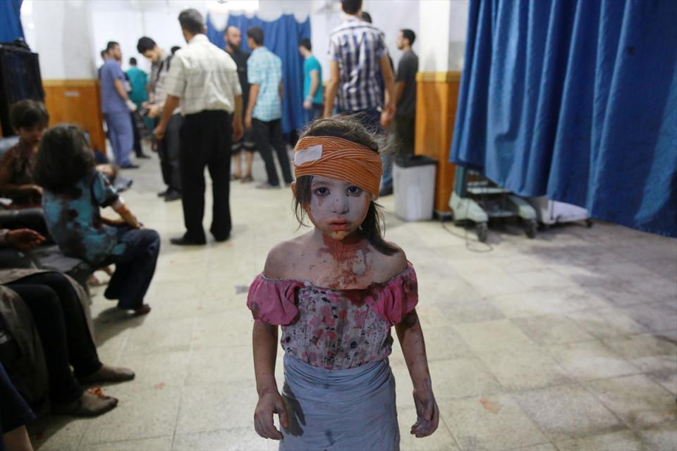 <p>AFP foto muhabiri Abd Doumany, ''Suriyeli Çocukların Yardım Çığlığı'' başlıklı fotoğrafıyla ''tekil haber" kategorisinde üçüncülük ödülüne layık görüldü.</p>
