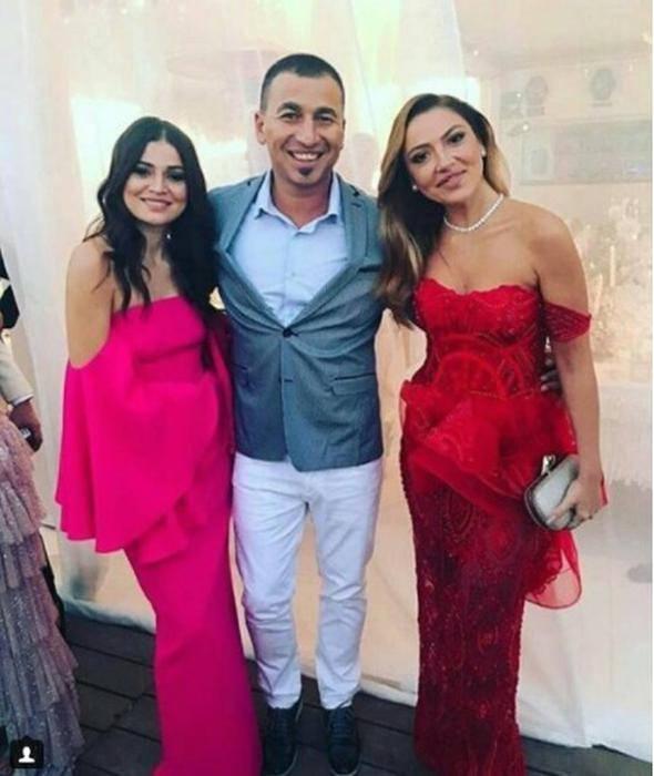 <p>Hadise, Derya Açıkgöz</p>