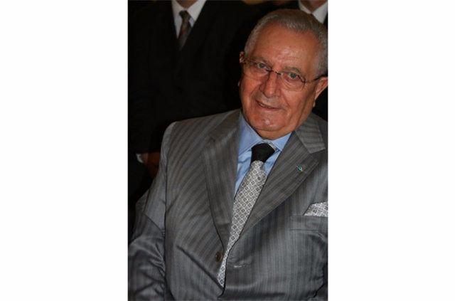 <p>Nurol Holding Yönetim Kurulu Başkanı Nurettin Çarmıklı'nın çocukları:</p>

<p> </p>
