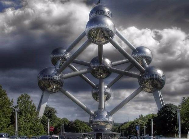 <p>Atomium (Brussels, Belçika)</p>
