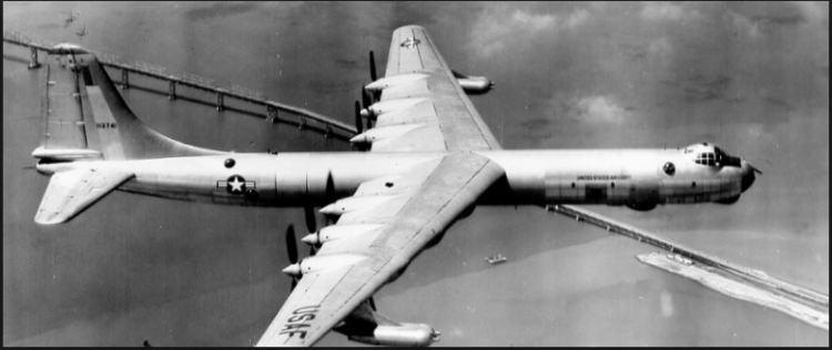 <p>CONVAIR B-36 PEACEMAKER</p>

<p>Soğuk savaş sırasında bir dönem tarafların tek amaçları daha büyük, daha hızlı ve daha uzun menzilli uçaklar üretmekti.</p>

<p>Tüm ülkeler jet motorları kullanıyorken, B-36 gibi bir uçak üretmek biraz garipti.</p>
