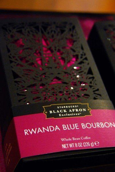 <p>9- Starbucks Rwanda Blue Bourbon -Rwanda</p>

<p>Bu kahve çeşidi Gatare/Karengera, Rwanda’da bulunan Rwanda Blue Bourbon’dur. İçimi oldukça hafif olan Rwanda Blue Bourbon’un kilogram fiyatı yaklaşık 55 $ civarındadır.</p>
