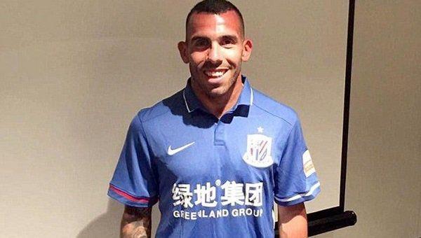 <p>Yıllık 40 milyon euro kazanacak olan Tevez böylece dünyanın en çok kazanan futbolcusu olacak.</p>
<p> </p>