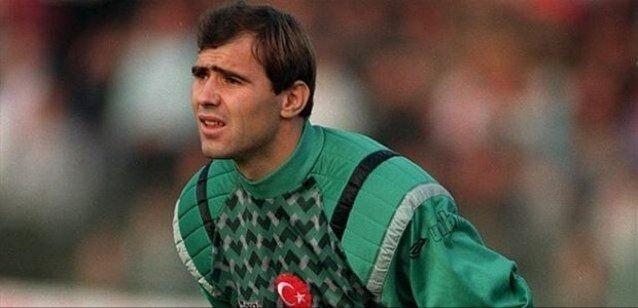 <p>Hayrettin Demribaş<br />
<br />
Top direkten dönecek sandım, ondan bıraktım<strong>.</strong></p>
