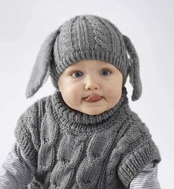 <p>Annelerin çocuklar için tercih ettiği şapkalar yaz- kış demeden devamlı olarak kullandıkları oldukça şık aksesuarlardan biridir. Özellikle de kulakların üşümemesi için tercih edilen örgü bereler, daha sağlıklı ve hastalıksız bir kış dönemi için idealdir.</p>

<p><a href="http://www.yasemin.com/foto-galeri/43220-hayvan-figurlu-27-patik-modeli/p1" target="_blank"><span style="color:#FFA500"><em><strong>TIKLA OKU: HAYVAN FİGÜRLÜ PATİK MODELLERİ</strong></em></span></a></p>
