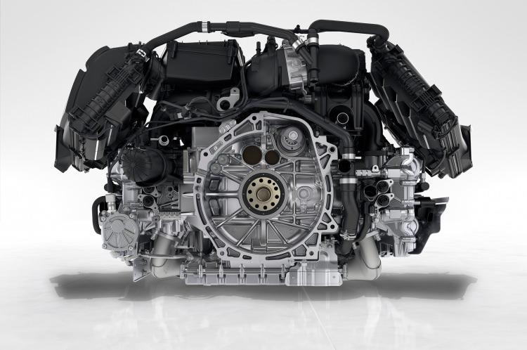 <p>Porsche 2.0 litrelik turbo motor</p>
