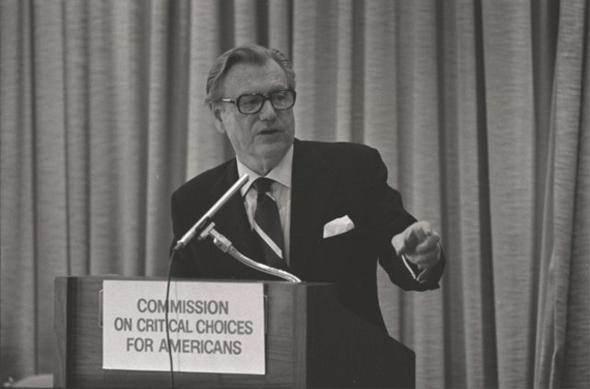 <p>21. Nelson Rockefeller <br />
<br />
Ülke: ABD<br />
<br />
Serveti: 1 milyar dolar</p>