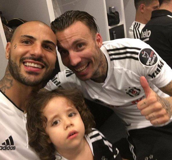 <p>Ricardo Quaresma: "Harika arkadaş, tebrikler"</p>
