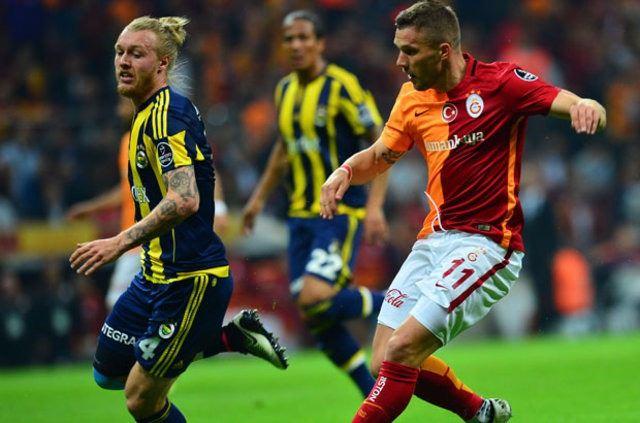 <p>LUKAS PODOLSKİ</p>
