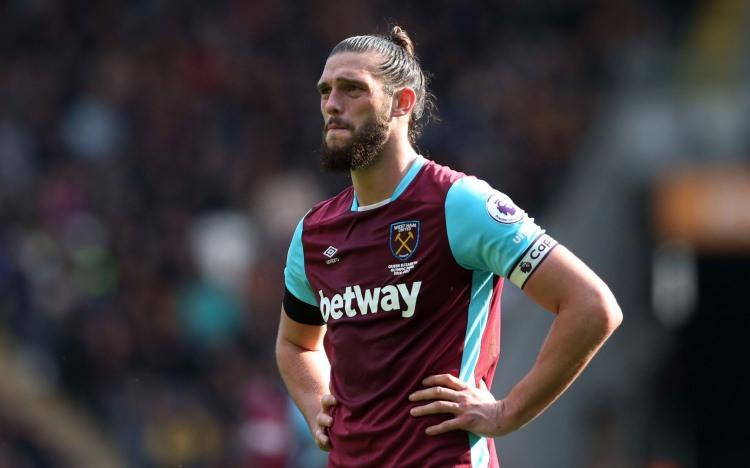 <p><strong>Andy Carroll: </strong>15 milyon Pound</p>
