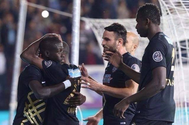 <p>15.760</p>

<p>122 - Osmanlıspor</p>
