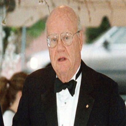 <p><strong>16. John Mars</strong></p>

<p><strong>Serveti:</strong> 25.5 milyar dolar </p>

<p><strong>Servetinin kaynağı:</strong> Gıda, Evcil hayvan gıdası</p>
