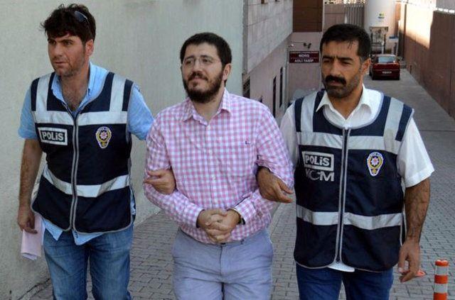 <p>Eski Boydak Holding YK üyesi İlyas Boydak -  Tutuklandı</p>

<p> </p>
