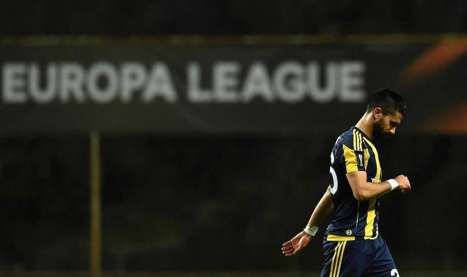 <p>Dün akşam Fenerbahçe'nin 4-1 mağlup olduğu maçta Ivan Bebek'in verdiği skandal kararlar Avrupa basınında da yer aldı.</p>

<p> </p>
