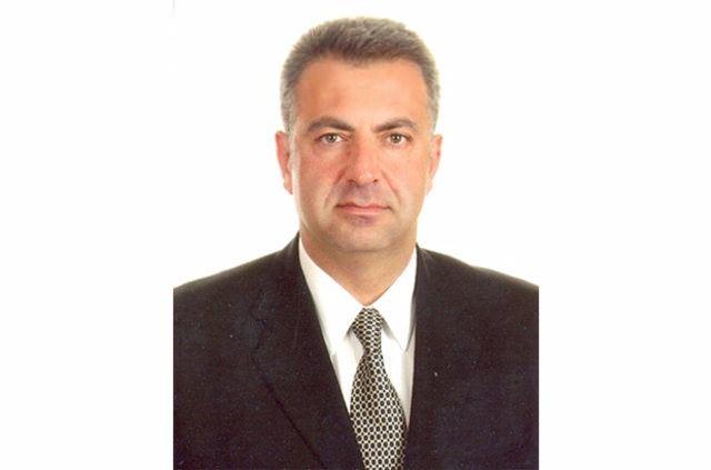 <p><strong>KORHAN KURDOĞLU</strong><br />
Serveti: 500 milyon dolar<br />
Servet kaynağı: Ata Holding<br />
Doğum Yeri: Ankara</p>
<p> </p>