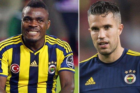 <p><strong>ADVOCAAT’IN 3 SANCISI: </strong></p>
<p> </p>
<p>2-) Emenike-Robin van Persie Emenike’nin çok hareketli, ancak çocuk ruhlu olması, hemen küsmesi ve istikrarsızlığı yüzünden Advocaat forma verip vermemekte kararsızlık yaşıyor. Nijeryalı’nın, Fernandao’nun sakatlığıyla daha çok süre alma ihtimali doğmuştu. Sow’un gelişiyle bir anlamda işler yeniden başa döndü. Yüzü hiç gülmeyen Robin van Persie’nin ise bir türlü fiziksel olarak hazır duruma gelmemesi ve keyifsizliği Advocaat’ın canını sıkıyor.</p>