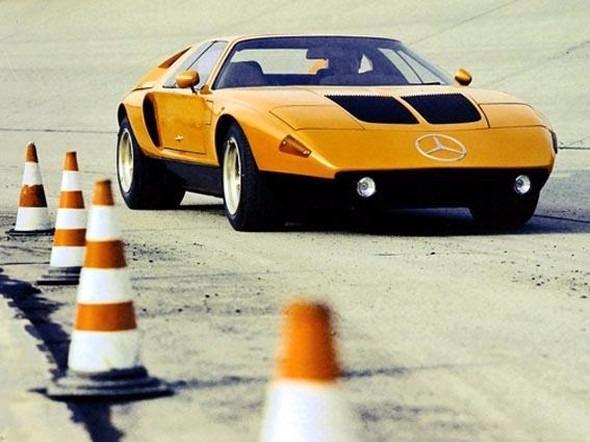 <p>MERCEDES-BENZ C111</p>
