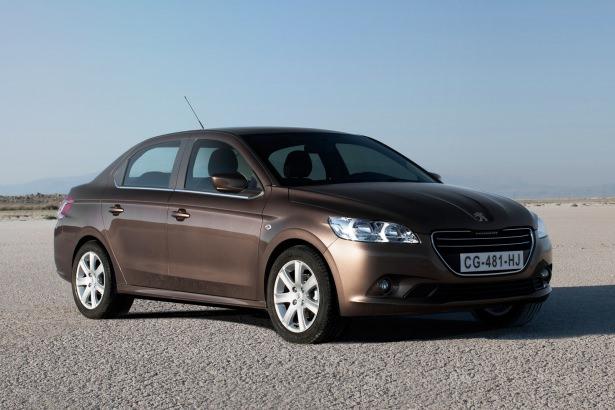 <p>13. Peugeot 301</p>
