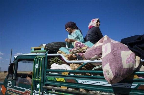 <p>20 SURİYELİDEN 3'Ü ÖLDÜ</p>

<p>Öte yandan, operasyonda yaralanan ve Kilis'e getirilen üç Suriyeli öldü. Çobanbey ilçesi kırsalında terör örgütü IŞİD'le çıkan çatışmada yaralanan ve Kilis'te tedavi altına alınan 20 Suriyeliden üçü hayatını kaybetti, biri ise Gaziantep'e sevk edildi.</p>
