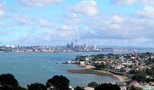 <p><strong>Yeni Zelanda</strong><br />
 <br />
Auckland : 1,51 Dolar</p>
