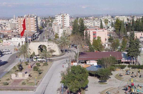 <p><strong>Tarsus, Mersin</strong></p>

<p>Nüfus: 329.494</p>
