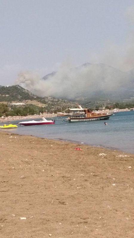 <p>Bölgedeki insanların duyarsız olmadığını belirten Başkan Çetinkaya, derin bir araştırma yapılmadan hükme varmanın yanlış olacağını, ancak sabotaj ihtimalinin de dikkate alınması gerektiğini kaydetti.</p>
