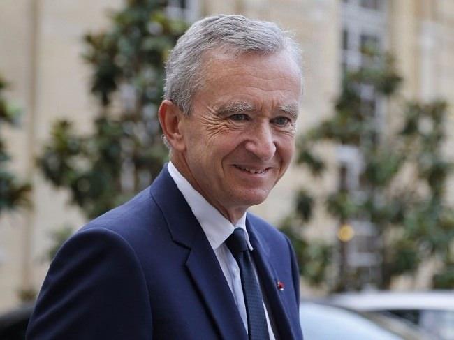 <p>Fransa kökenli olan Bernard Arnault'un serveti 34 milyar dolardır.</p>

<p> </p>
