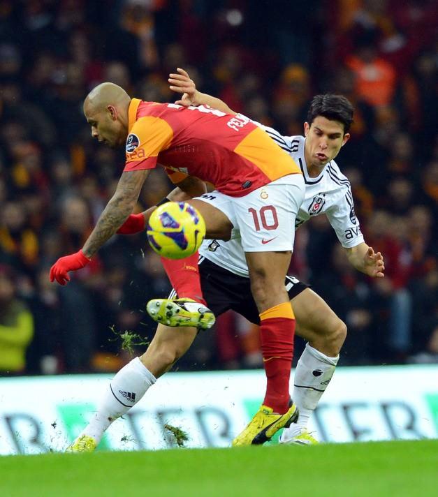 Sneijder forması almayı düşünürken , başıma bir de Drogba çıktı. Yönetim istifa :)