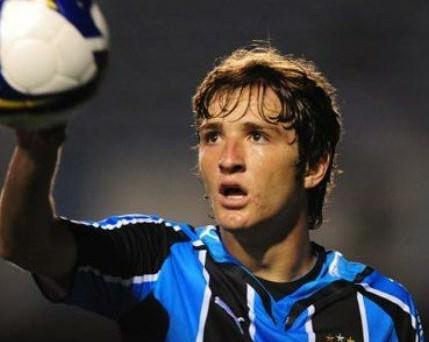 Mario Fernandes Gremio'dan CSKA'ya