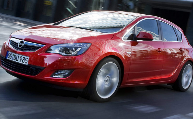 <p><strong>Opel Astra Sedan</strong></p>