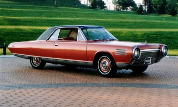 Chrysler Turbine :Chrysler Turbine'in üretimine 1963 yılında başladı.Sadece 55 adet üretildi ve bunlarda sadece test amaçlı kullanıldı. Chrysler'ın dördüncü nesil motoru her türlü yakıt ile çalışabiliyordu; dizel, benzin, gazyağı, havacılık yakıtı ve alkol gibi. 44,500rpm dönüş yapabiliyordu. Jet motorlu olmasına rağmen 100km/sa'e çıkışı 12 saniye sürüyor.