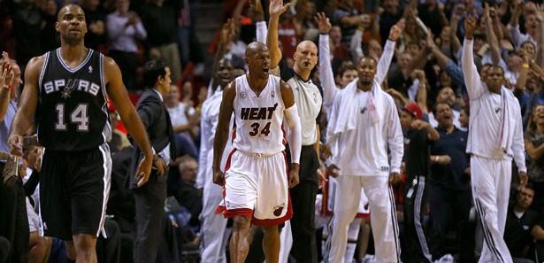 Miami Heat evinde Spurs'u 5 farkla geçti