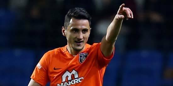 <p>Mustafa Pektemek - Medipol Başakşehir (Kiralık)</p>
