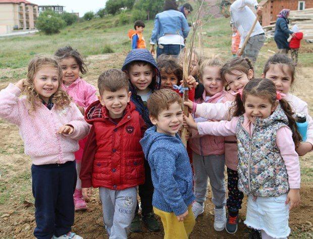 <p><strong>ÇAĞAN IRMAK</strong></p>
<p>"#23nisan siz yeşertin umutları çocuklar</p>
<p> </p>
<p> </p>