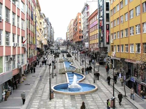 <p><strong>Avcılar Nüfusu:</strong> 323,596<br />
<strong>En çok hangi ilden vatandaş var:</strong> Tokat</p>
<ul>
</ul>