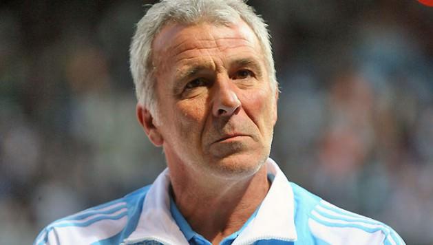 ERIC GERETS: Ülkemizde Galatasaray'ın başında şampiyonluk yaşayan Belçikalı teknik adam Eric Gerets, Beşiktaş yönetimin ilgilendiği yabancı isimlerin başında geliyor. Fas Milli takımı ile yollarının ayrılmasına kesin gözüyle bakılan Gerets, Beşiktaş'ın hala gündeminde.