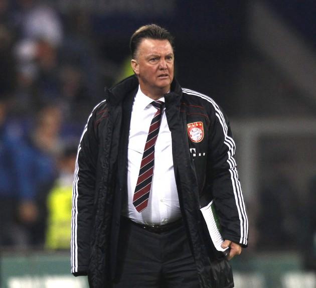 VAN GEEL-e görüşen ve maliyeti yüksek bulan siyah-beyazlılar, Louis Van Gaal'e de teklif götürdü. Hollandalı teknik adam yıllık 2 milyon Euro'ya "Evet" dedi. Son zirve yarın. (HABERTÜRK)