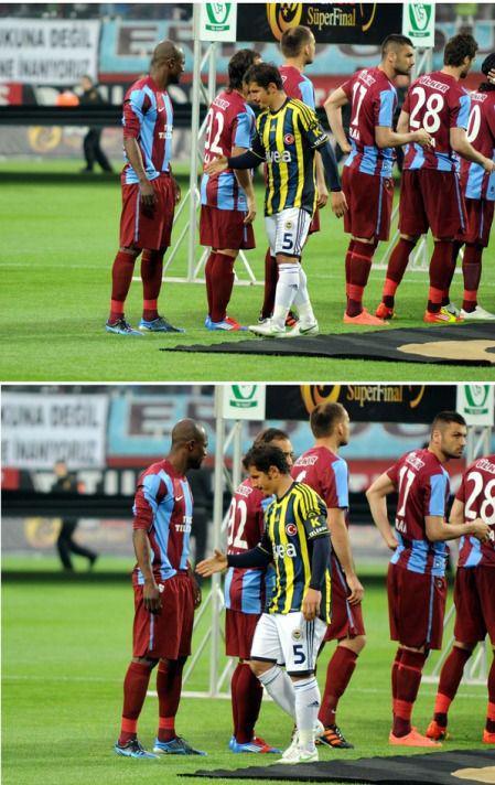 Avni Aker Stad?'nda oynanan kar??la?amada Trabzonspor'un att??? golün ard?ndan Fenerbahçeliler santra vuru?u yapt?ktan sonra Emre Belözo?lu hücuma kalkarken Zokora, milli futbolcuya orta sahada tekme att?. At?lan bu tekme sonras?nda tansiyon bir anda yükseldi. Hakem Mustafa Kamil Abito?lu, Zokora'ya sar? kart gösterince ortam daha da gerildi.
