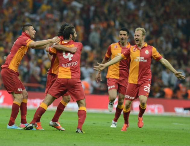 <p>Spor Toto Süper Ligi'nin son şampiyonu Galatasaray yeni sezonda hangi formaları giyecek?</p>