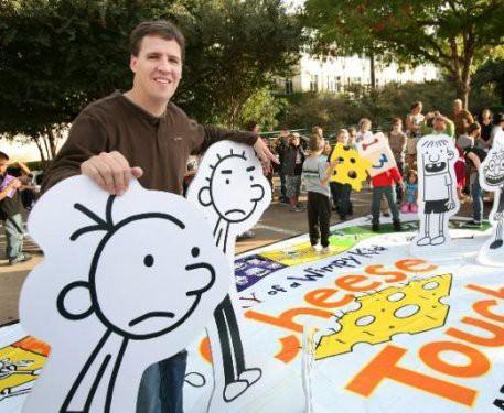 Jeff Kinney  KAZANCI: 25 milyon dolar