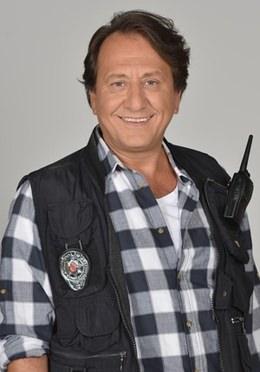 <p>Özgür Ozan - 50</p>

<p> </p>
