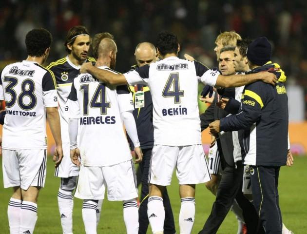 Veysel Sarı: "Caner küfrettiğimi söylüyorsa ayıp ediyor. Ben küfür etmedim ve Caner'in de küfür ettiğini duymadım" dedi."