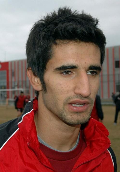 LPER: TERCİHİM TRABZON-Transfer piyasasının gözde isimlerinden Alper Potuk, gönlündeki takımın Trabzonspor olduğunu açıkladı. (FOTOMAÇ)