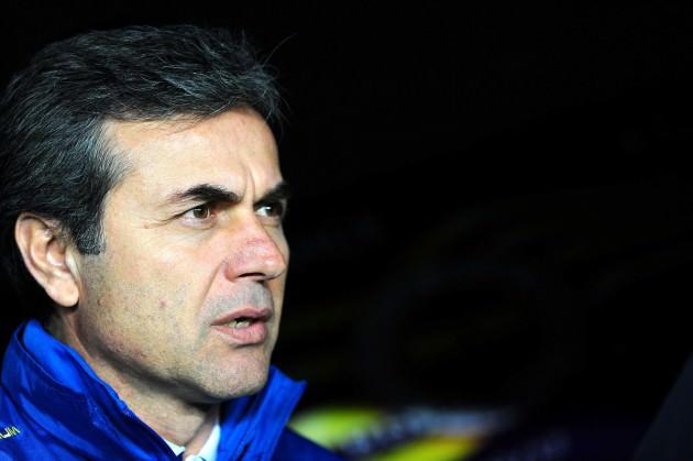 Aykut Kocaman çok büyük Fenerbahçelidir. Kesinlikle Fenerbahçeliliğine laf edemem ancak teknik adamlığı beceremiyordu. Hayırlısı olsun. 