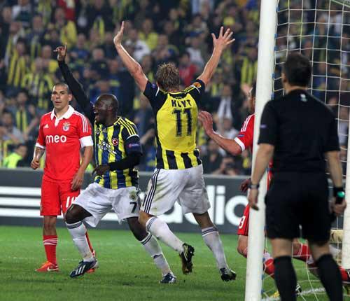 <p>Benfica'nın bu sezon gol atamadığı takımlar: Celtic, Barcelona, Fenerbahçe.</p>