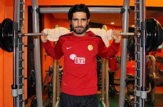<p>Bu borsaya da hiç güven olmuyor Alper Potuk Fenerbahçe'de</p>