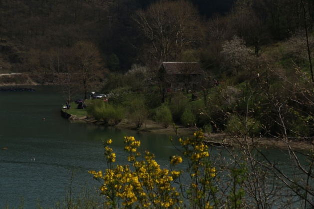 <p>Mostar ve Poçitely'i ziyaret edin<br /><br />Tatilinin bir bölümünü Saraybosna dışındaki turistik yerleri görmek isteyenler için Konyits-Mostar istikameti tavsiye edilebilir.</p>