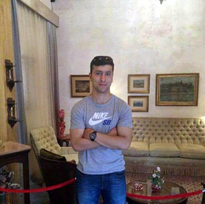 <p>Muzaffer ve Songül Pınar çiftinin 2 çocuğundan biri olan şehit Topçu Astsubay Kıdemli Çavuş Önder Pınar'ın bekar olduğu ve 5 yıldır görev yaptığı öğrenildi.</p>
