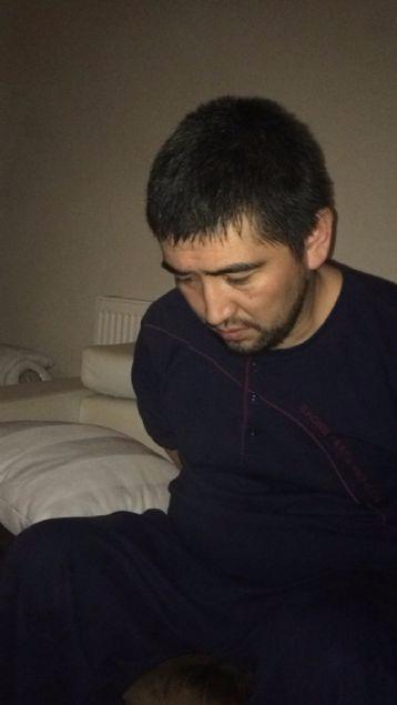 <p>Reina katliamı gerçekleştiren teröristle bağlantılı oldukların belirlenen 3 eve operasyon düzenledi. Operasyonda 5 kişi gözaltına alındı.</p>
<p> </p>